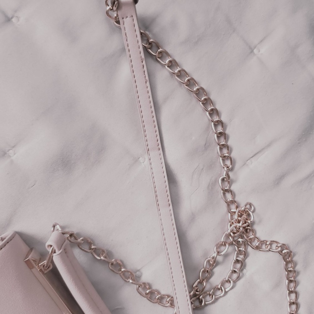 Mini Crossbody Bag in Pastel pink- Lingua- Call it Spring - Picture 9 of 12